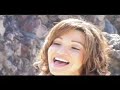 ERES TU video clip: Jeannie Zelaya