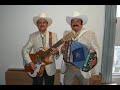 LOS DONNENOS (LAS TRES MUJERES