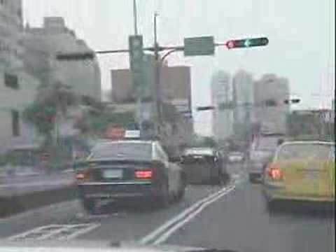 taiwanese - 51 shots to kill a guy in a car who refuse to stop on a road block.