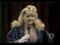 Tina Yothers sings an encore