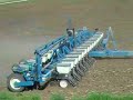 Lefebure.com - Spring 2006 - Starting a soybean field Lefebure.com - Spring 2006 - Starting a soybean field