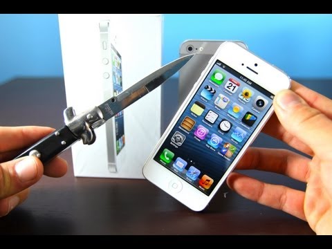 iphone 5 oficial video - Get a glimpse at Apple's latest offering in this New Official iPhone 5 Unboxing Video! VS the 4S & Galaxy S3 this phone competes on a separate level and that...