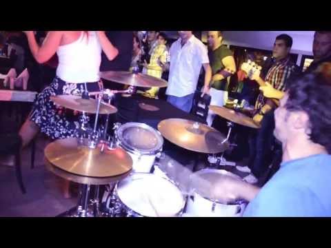 vertigo233 - Mas de lo que se vive durante la cena show a bordo de esta increíble fiesta en barco, la de Fiestas Vertigo. Veni a conocernos, enfiestate a bordo! Cámara: P...