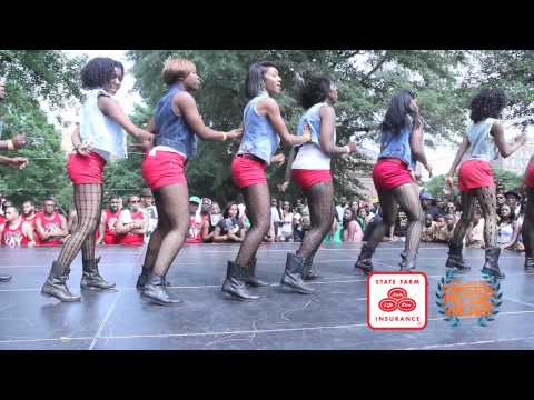Stroll - Delta Sigma Theta 2012 Stroll Off Video sponsored http://www.Statefarm.com & http://twitter.com/tiwaworks Add us on http://facebook.com/atlantagreekpicnic Vi...