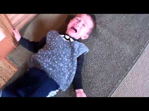 how to control 2 year old tantrums