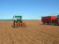 John Deere 5720 - JJ Broch. Sembrando ajos John Deere 5720 - JJ Broch. Sembrando ajos