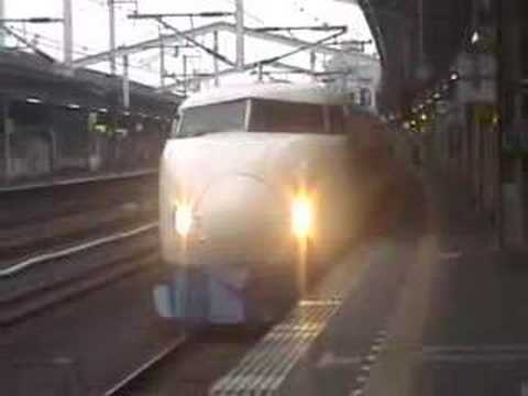 原色0系新幹線復活！徳山駅にて