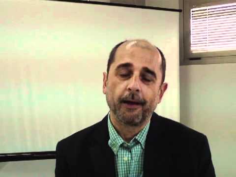 Ignacio es profesor de publicidad Reproducir vídeo