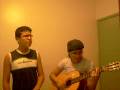 videos de Me singing - Behind These Hazel Eyes - VH e Jubis