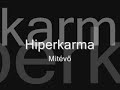 leszek annyira könnyű vagyok annyira szét hogy ide kitegyem...ide kiteszem a titkot a képedbe csak hogy a képembe nézzhogyha hozzám beszélsz ne a cipőmet nézd hiszen annyira könnyűmennyire könnyű mondd?pont mint a falnak a fej: te bevered és várod hogy jöjjön de nem jönnemcsak vérzikmért?mert kíváncsi vagyazt te honnan tudod?amire kíváncsi vagy...honnan?!...nem mondom el nem én ma csak az jöjjön aki könnyen szédül akiúgy indul el hogy a végére érhalljuk mit tudsz beszélj!mind így kezdi ha esőre vár vigyázzban élcsak amit élvezni fog csak azt érzi meg és érezte most is amikor a hátára vettmert a hátad mögött ó ha tudnád mi megy a hátad mögöttnéznél kérdezz mondom bármitjól van: mi van azzal akivel eddig jöttem?egy kereszt rajtadakiben hinnék most?az meg a szart kavarja csak körülötted folyamatosan és akad is olyanhülyegyerek nem is egy olyan aki látja hogy szar csak úgy fogja felmintha nem lenne jobb?más?baj?jel?hátrálj bátran bátran hátrálj válassz kettőt kettőt válasszha készen ébredsz kétszer ébredj ha szarba léptél is annyi baj legyenmindegy mért ne lehetne mindegy most mikorszeretni szeretni szeretni szeretniszeretni szerinted annyi csak hogy jösszszeretni szeretni szeretni szeretniszeretni szerinted annyi csak hogy jössz látsz mész és közben mondodvégig mondodnekem ezt nem kell hogy mondd ebben biztos vagyokte is biztos lehetszszakíts ha bírsz innen nem tűnök el amíg a helyemen ülsz nem én!leszek annyira könnyűnem én vagyok annyira...az igazam az igazadcsakhogy megvagy te máris mennél nem kell folyton a végét járnodhallom hívnak ha muszáj menned menj csak hagylak: vigyázzban éljesőre várj de vigyázz nincs az az eső az a nő az a szél ami elhordanáonnan a szemeid elől azt atitkot?kulcsot?mocskot?hívd ahogy akarod azt nema nyakamon a sugarak a nyakamon a sugarak a kezeida sugarak a kezeim a sugarak a kezeim a nyakadon én ugyanoda megyek igenugyanaz a jelem az a bajom ami neked is: a helyemen az idegenő marad neki add meg magad ez az igazam az igazadhányszor mondjam?