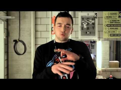 zee - Ball Zee dropped this video backstage for Beatbox Tv before judging at the 2013 Grand Beatbox Battle in Basel, Switzerland. Hosted by BScene and Swiss Beatbox!