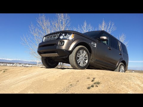 LR4 - http://www.TFLcar.com ) The 2015 GMC Yukon and the new Land Rover LR4 are both off-road worthy can seven passenger people haulers. But that's about where t...