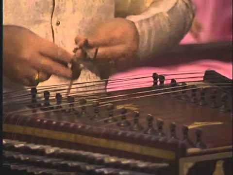 shivkumar Sharma - Santoor : Pandit Shiv Kumar Sharma, Tabla : Ustad Zakir Hussain.