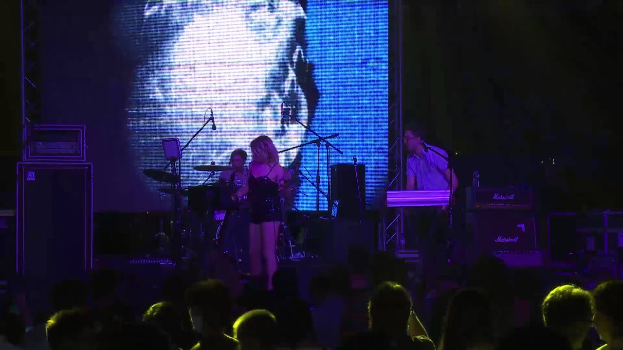 Little Boots - Live @ Music Matters Live with HP 2013
