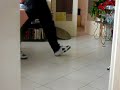 V-nom Shuffle Barlive