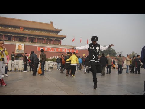 Lil Buck - A twenty minute documentary by Ole Schell about the life of Lil Buck the dancer and his trip to perform in Beijing with Yo-Yo Ma and Meryl Streep as part of ...