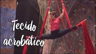 Tecido acrobático