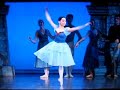 tamara rojo en blancanieves haciendo piruetas