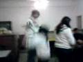 jodiendo en el buffet con brack :P
