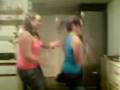 Paige + elenor, bum funn ;) :L