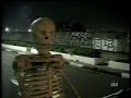 Esqueleto paseando en motocicleta - Cámara Oculta