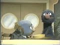Classic Sesame Street - what should Grover bring first? Classic Sesame Street - what should Grover bring first?