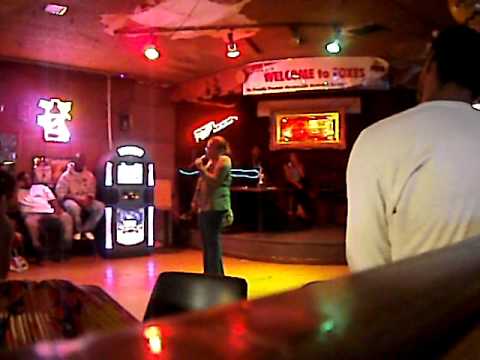 09072011 WHOADI IN THE SHOWCASE OPEN MIC COMPETITION AT FOXXES.AVI
