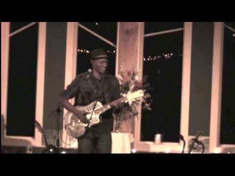 Keb' Mo' - She Just Wants To Dance