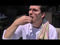 Gourmet Chef of Flex Mussels tells you the proper method of eating a mussel