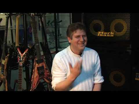 Посмотреть видео клип Посмотреть видео клип