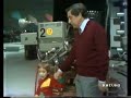 Non è la prima volta che corrado realizza una incursione nel mondo della canzone realizzando anche un discreto successo; era già capitato durante le mitiche domeniche in del 1976-1978 in cui, creata la mascotte, il leone CHARLIE, aveva 