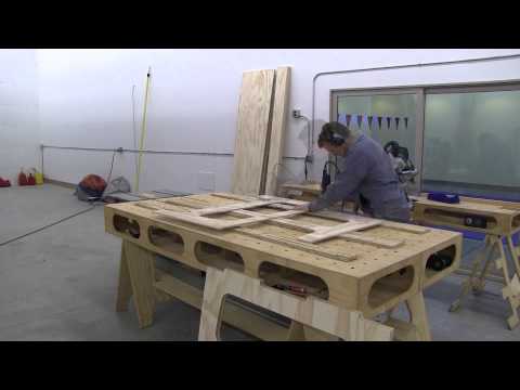 Building the Paulk Workbench: PART 3 USING PATTERN TO ROUT SAW HORSES