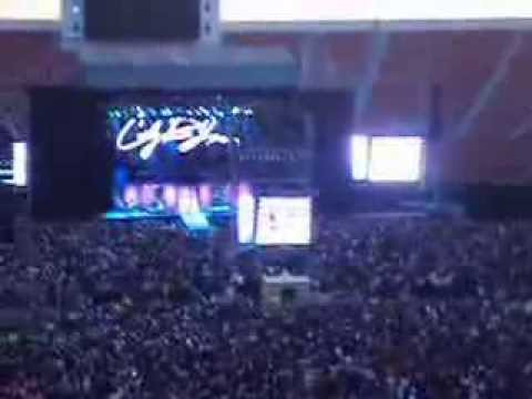 Carly Rae Jepsen - This Kiss (BelieveTour - Chile)