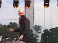 Buckethead doing the Robot