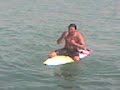 un surfeur pas comme les autres a mostaganem