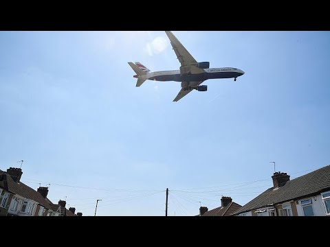 Heathrow: Umstrittener Flughafenausbau vom Parlamen ...