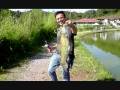 traira no spinnerbait...pesqueiro Takamori's.wmv