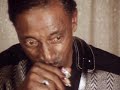 Mississippi Fred McDowell plays 