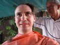 ma coupe de cheveux chez un barbier de la rue dans le quartier chinois de singapour