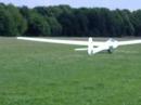 Segelflugzeug startet in D�sseldorf