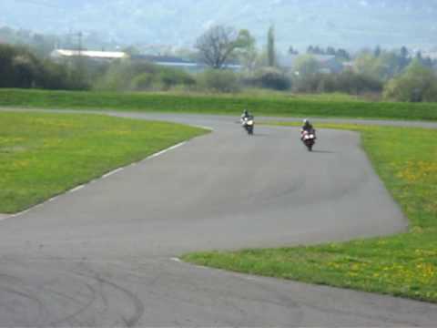 r1 2003