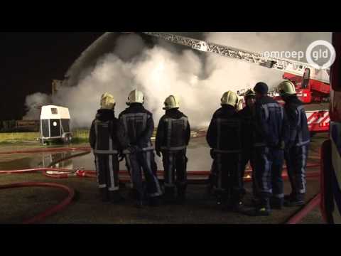 Manege Duiven verwoest door brand