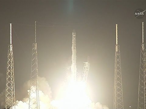 Raw: SpaceX Rocket Carries 3-D Printer to Space