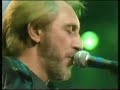 maple leaf gardens, toronto.
17th december 1982.

john entwistle, pete townshend, roger daltrey and kenney jones.

rather good! dunno about pete's clothes, though.