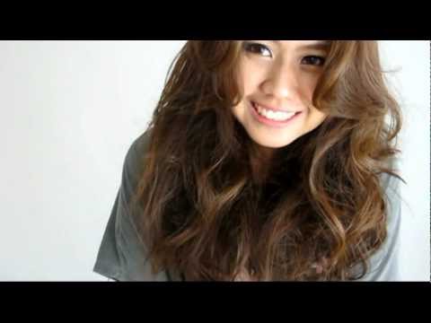 การม้วนผม - แชร์วิธีการม้วนผมลอนแบบพองๆ ด้วยแกนร้อน ขนาดใหญ่ อุปกรณ์ในคลิปอยู่ด้านล่างนี้ค่ะ More Picture...