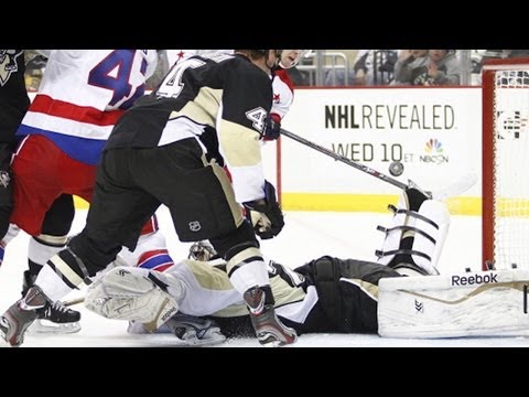 Video: Fleury makes spectacular flailing toe save