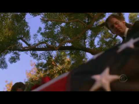 NCIS - 3x2 Les funérailles de Kate