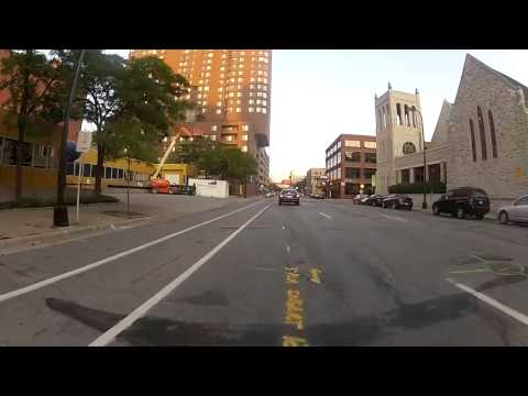 Driving into Minneapolis Minnesota on a BMW R1150R w/Gopro Hero2 view.