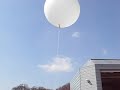 Bezoek VCT aan het KNMI: Oplaten Weerballon
