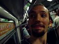 Cogiendo el metro en Tai Woo